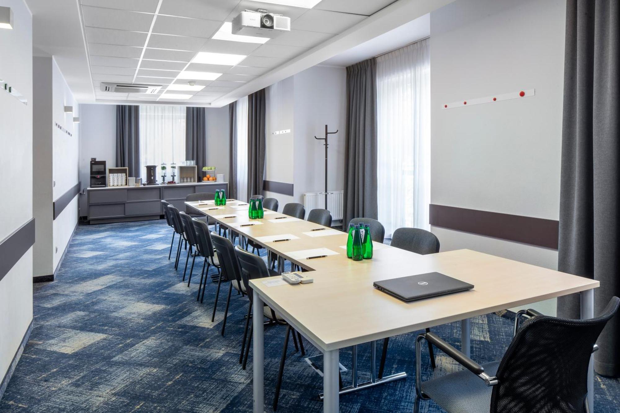 Oliwski Hotel 3*